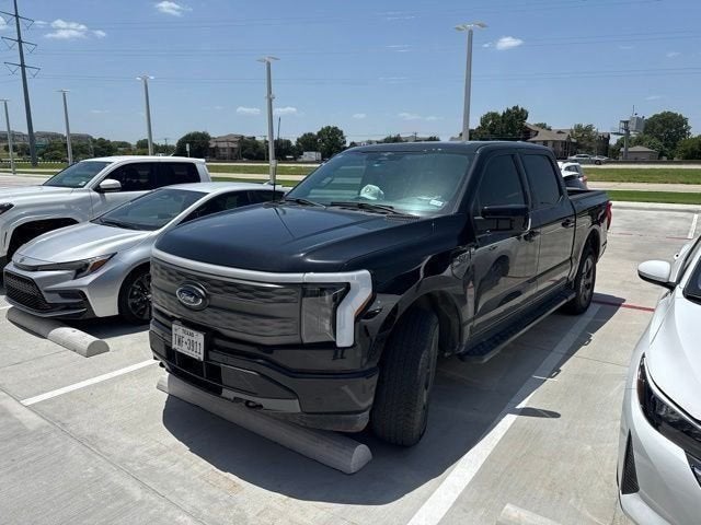 2023 Ford F-150 Lightning Lariat