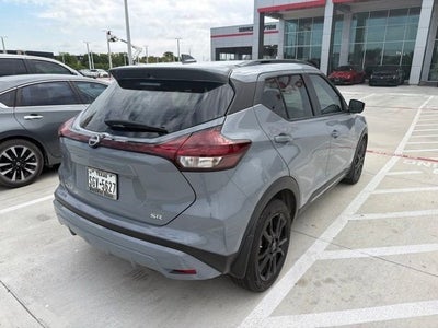 2023 Nissan Kicks SR