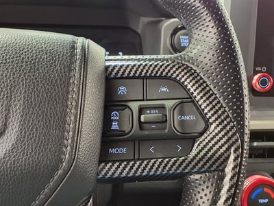 2025 Toyota Tacoma 4WD SR5