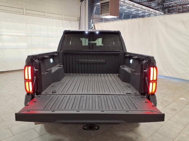 2025 Toyota Tacoma 4WD SR5