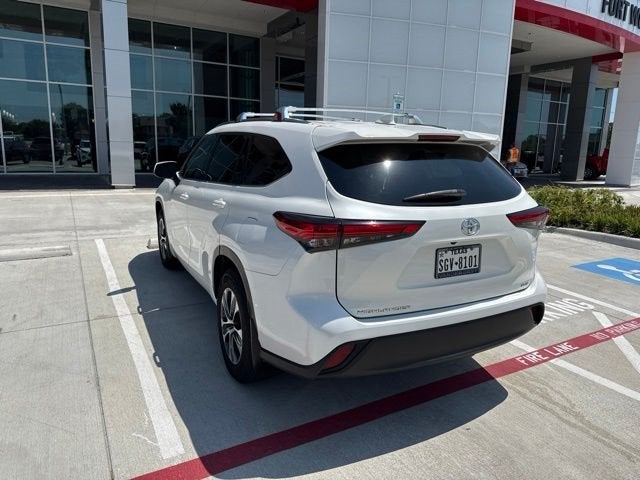2021 Toyota Highlander XLE