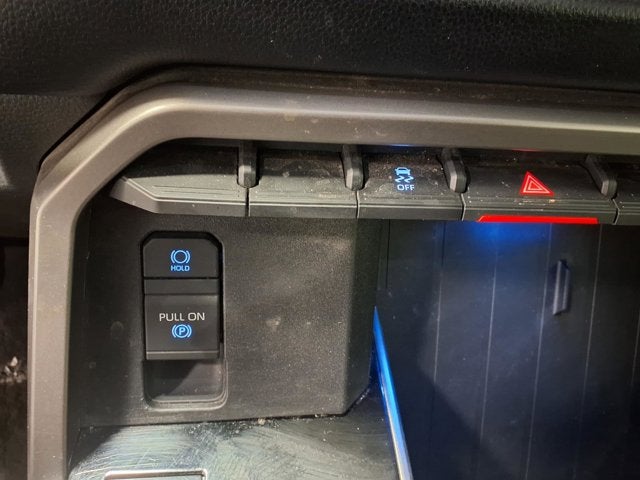 2023 Toyota Tundra 4WD SR5