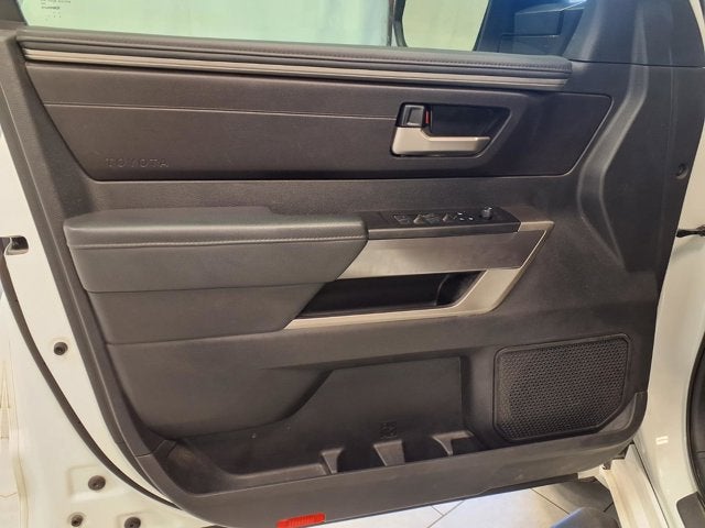 2023 Toyota Tundra 4WD SR5