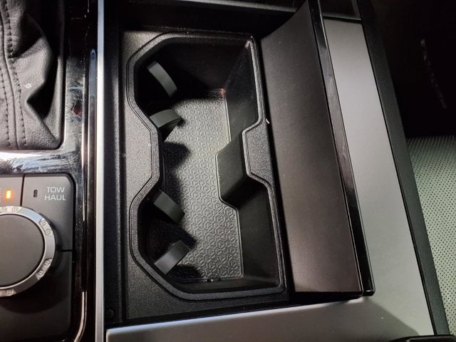 2025 Toyota Sequoia SR5