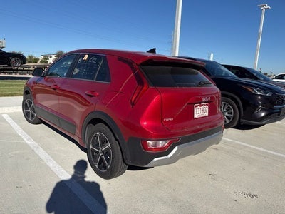 2025 Kia Niro LX
