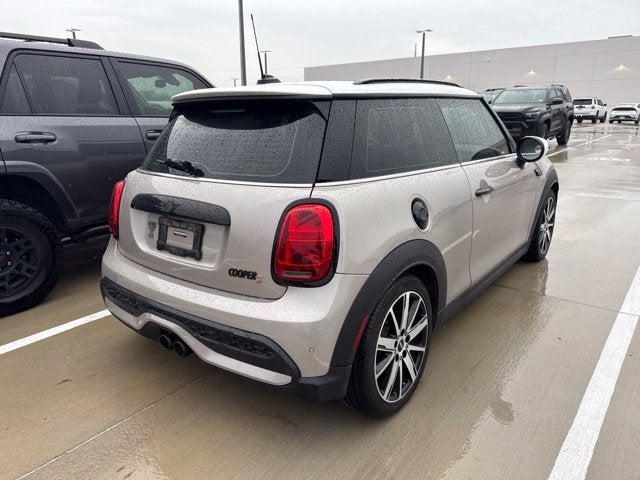 2023 MINI Hardtop 2 Door Base
