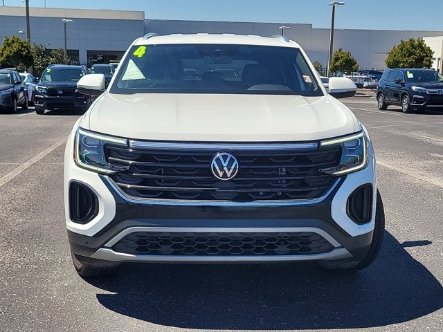 2024 Volkswagen Atlas Cross Sport 2.0T SE with Technology