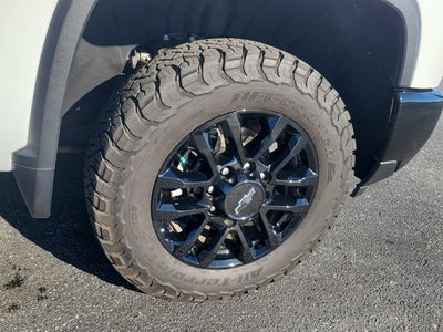 2025 Chevrolet Silverado HD LT