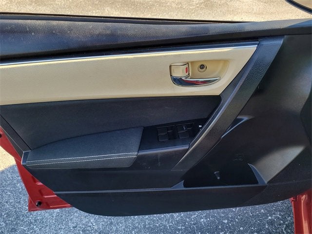 2018 Toyota COROLLA LE