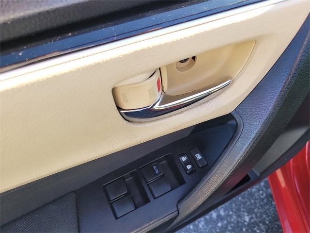 2018 Toyota COROLLA LE