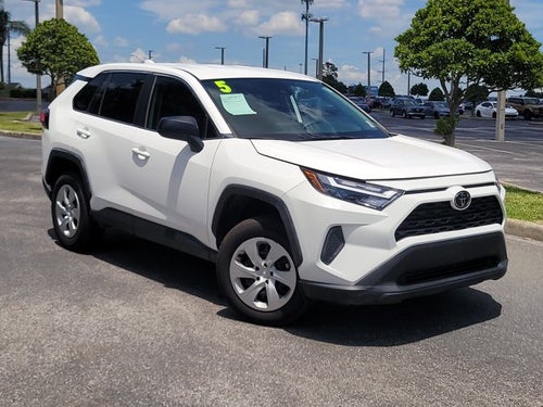 2025 Toyota RAV4 LE
