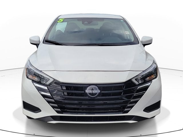 2025 Nissan Versa SV