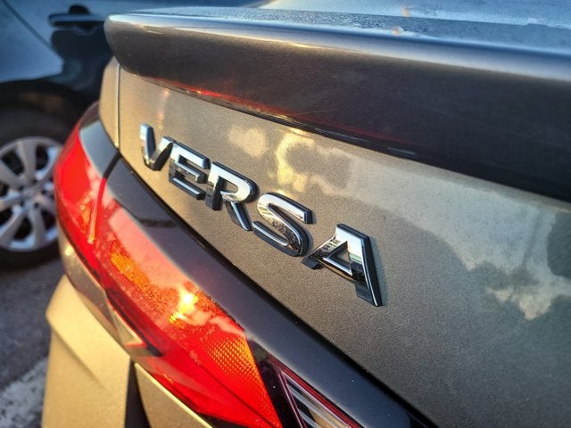 2020 Nissan Versa SR
