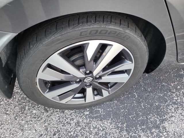 2020 Nissan Versa SR
