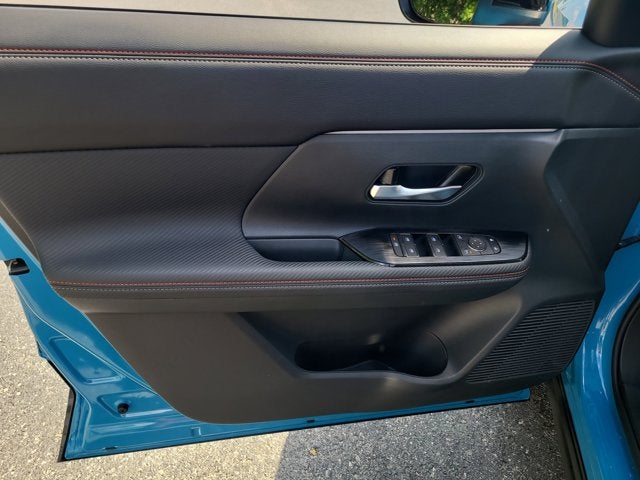2025 Nissan Kicks MPV SR