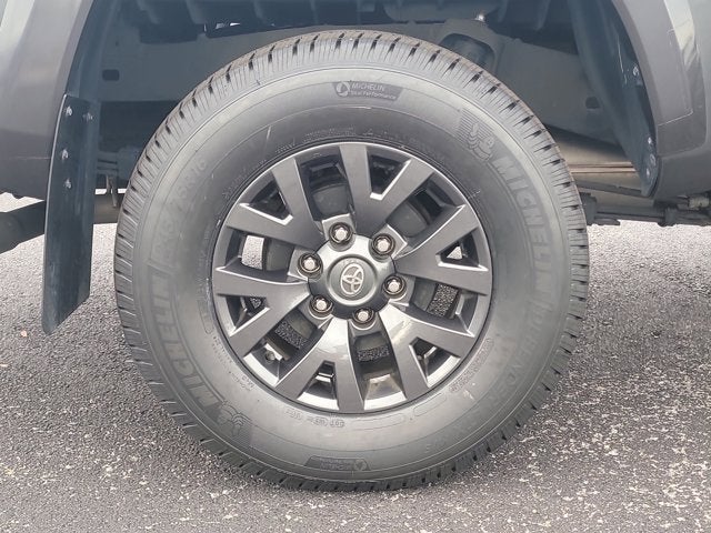2022 Toyota Tacoma SR5