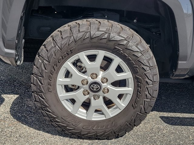 2025 Toyota Tacoma 2WD SR5