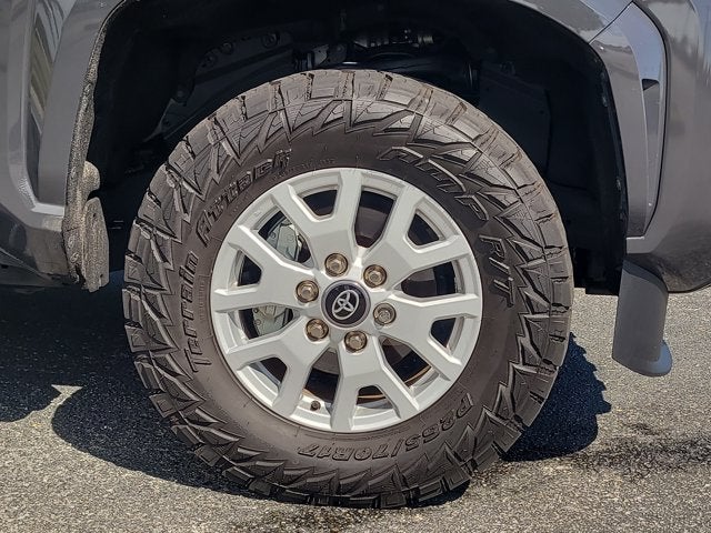 2025 Toyota Tacoma 2WD SR5