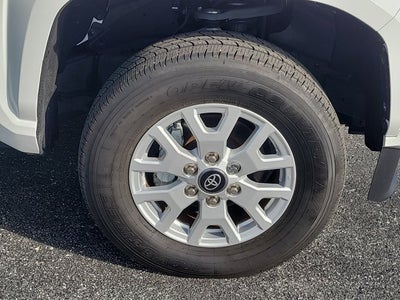 2024 Toyota TACOMA SR5 SR5