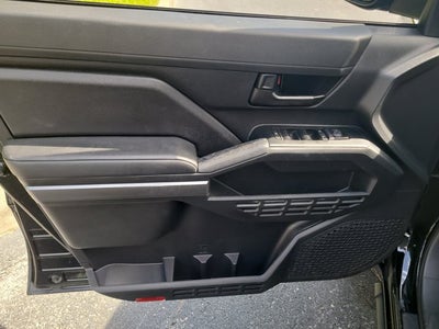 2024 Toyota TACOMA SR5 SR5