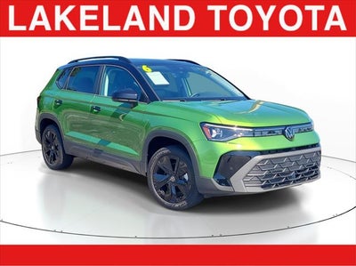2026 Volkswagen Taos SE Black