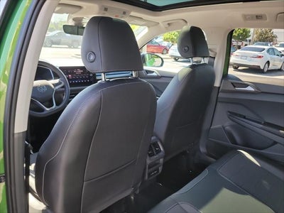2026 Volkswagen Taos SE Black