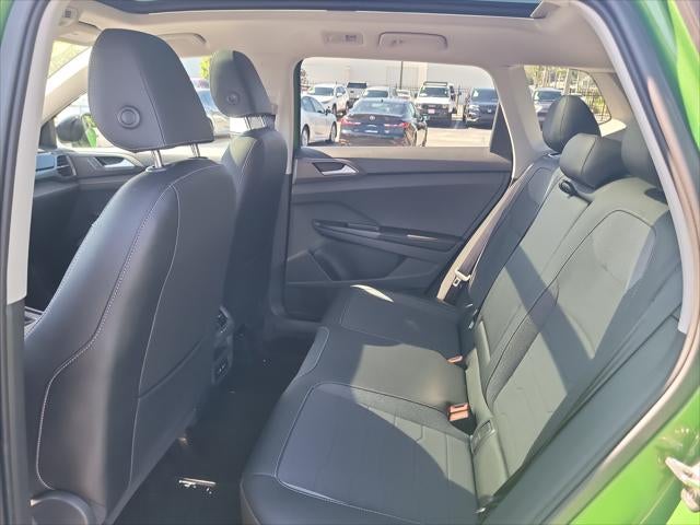 2026 Volkswagen Taos SE Black