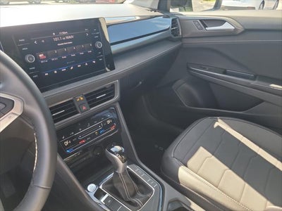 2026 Volkswagen Taos SE Black