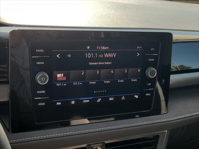 2026 Volkswagen Taos SE Black