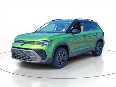 2026 Volkswagen Taos SE Black