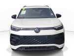 2025 Volkswagen Tiguan SE R-Line Black