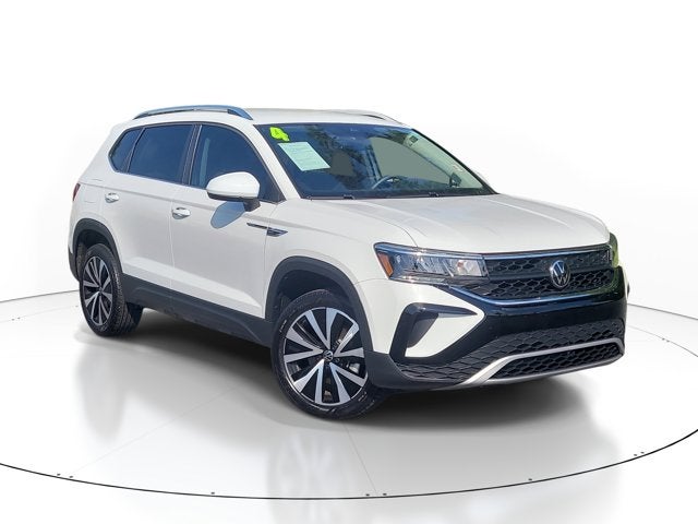 2024 Volkswagen Taos SE