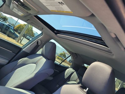 2018 Toyota Camry Hybrid LE