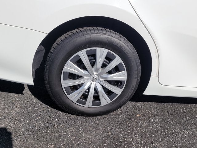 2018 Toyota Camry Hybrid LE