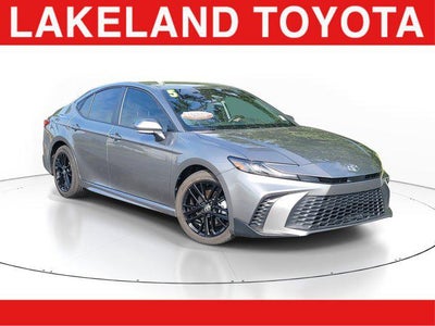 2025 Toyota Camry SE