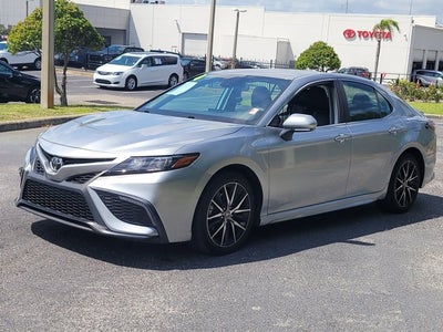 2024 Toyota Camry SE