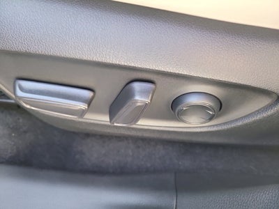 2022 Toyota RAV4 HYBRID Hybrid XLE Premium