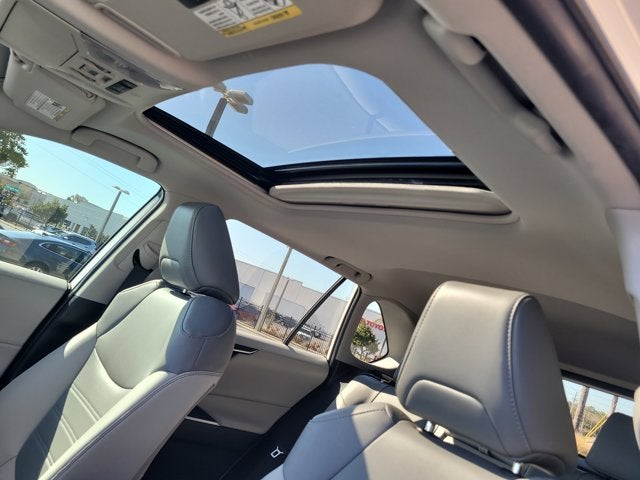 2022 Toyota RAV4 HYBRID Hybrid XLE Premium