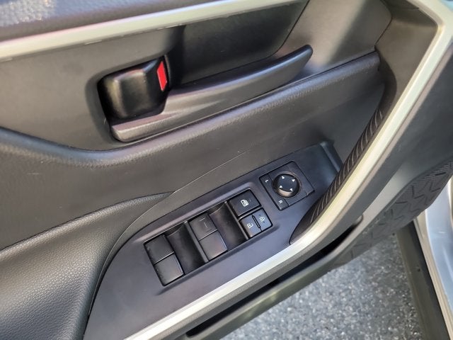 2021 Toyota RAV4 Hybrid Hybrid LE