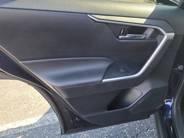 2022 Toyota RAV4 HYBRID Hybrid XLE