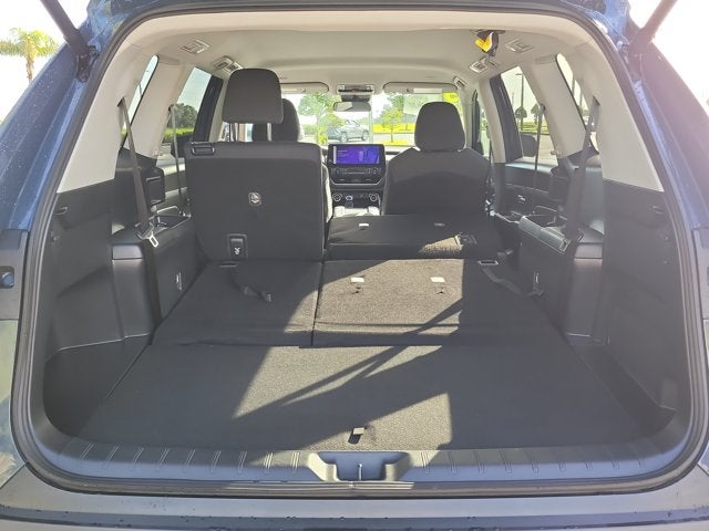 2025 Toyota Grand Highlander LE