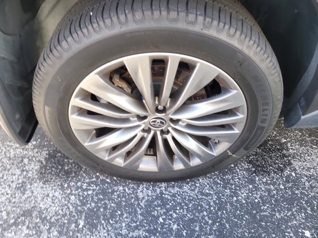 2020 Toyota Highlander Platinum