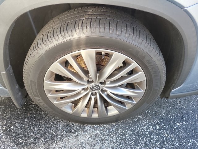 2020 Toyota Highlander Platinum