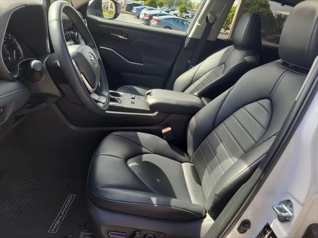 2024 Toyota Highlander XLE