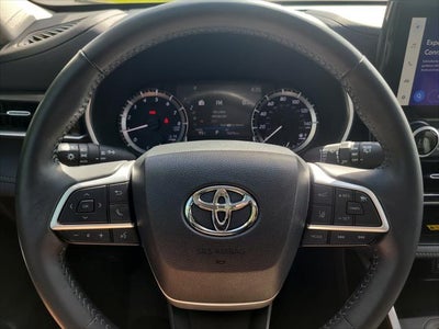 2024 Toyota Highlander XLE