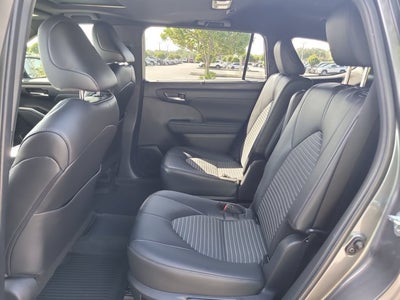 2024 Toyota Highlander XSE