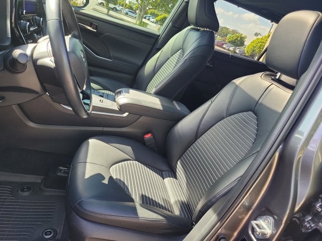 2024 Toyota Highlander XSE