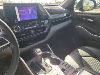 2024 Toyota Highlander XSE