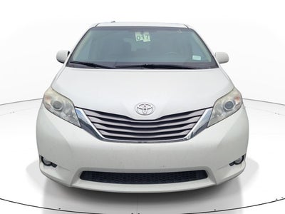 2016 Toyota Sienna XLE