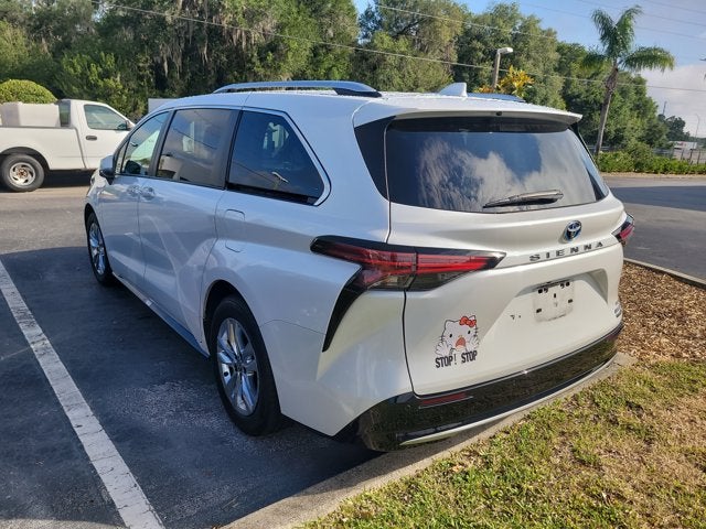 2023 Toyota Sienna Limited